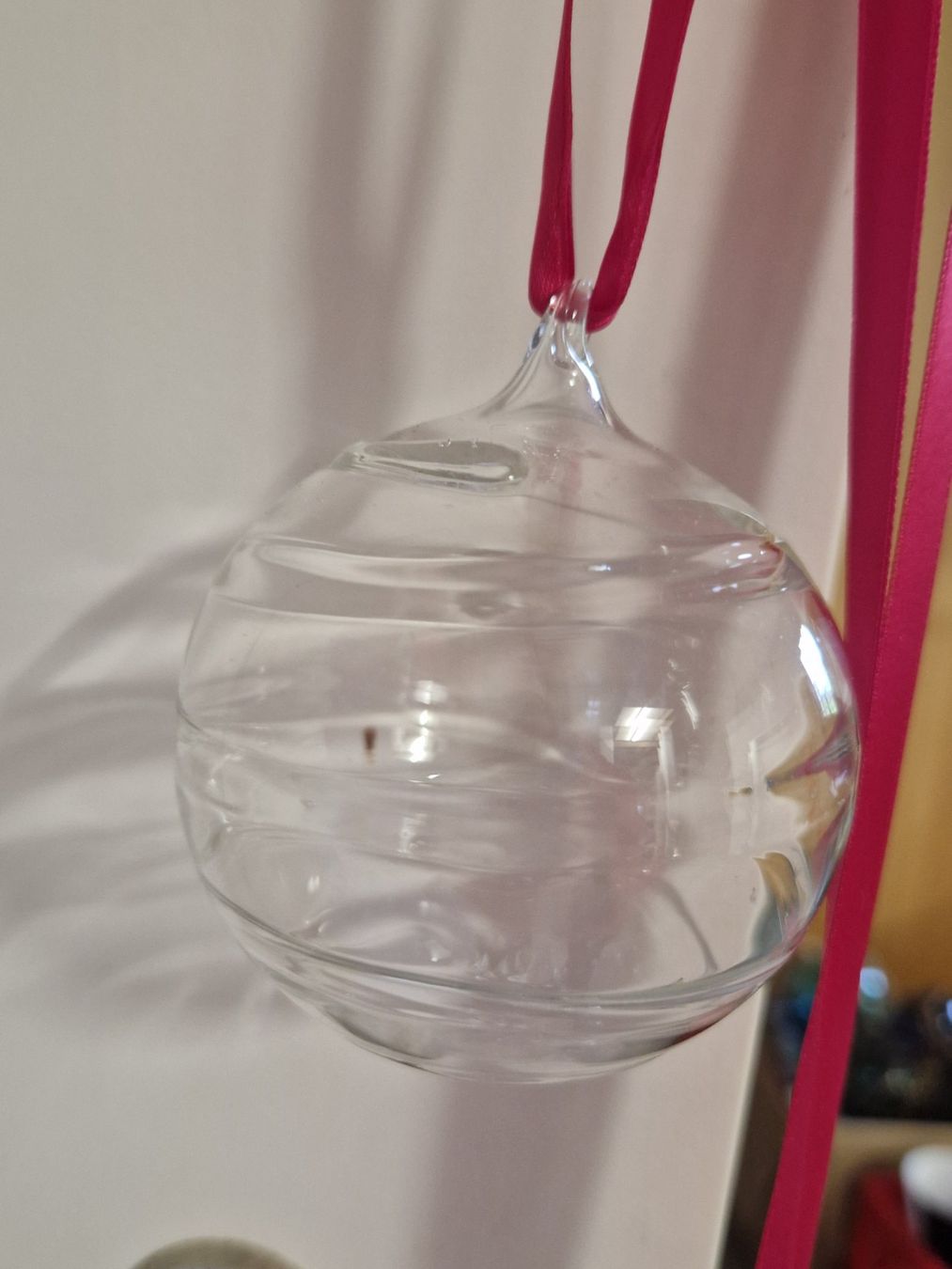 Tutte le decorazioni: 3 originelle wunderschöne Glas - Dekokugeln – Usato da Weggis venduto da Oswadan 4