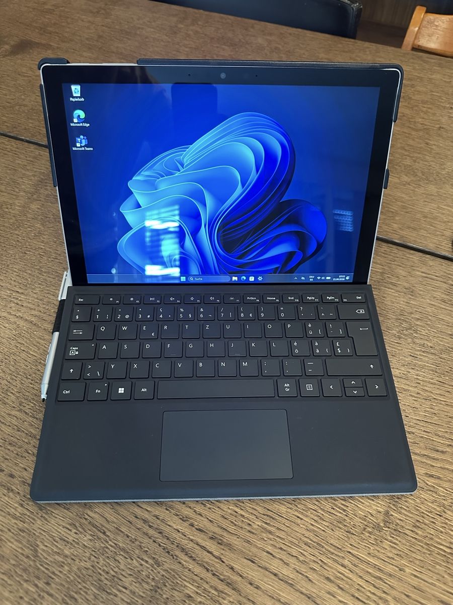 Microsoft Notebook: Microsoft Surface Pro 7+ i3/8GB/128GB – Usato da Basel venduto da olgarachel 7
