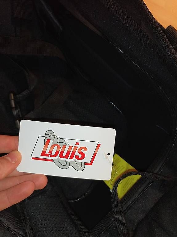 Sacs à dos: Motorrad hardschalen Rucksack  – D'occasion à Liestal par mad_9w6f 2