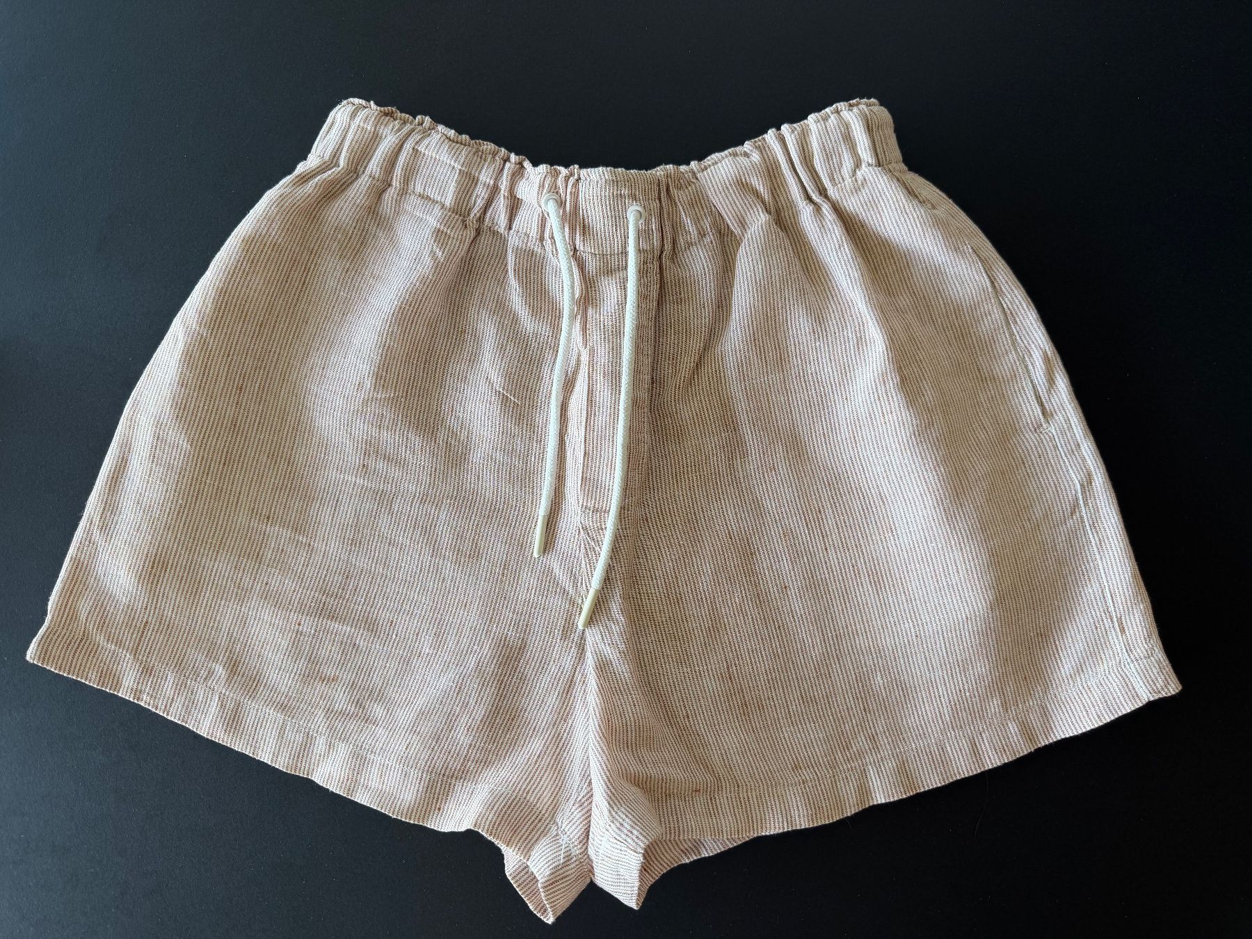 Mango Pantalons: MANGO Shorts aus Leinen – D'occasion à St-George par alaixee