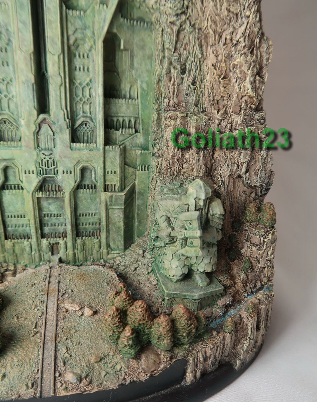 Statuette: Weta Workshop Front Gate To Erebor Environment The Hobbit – Usato da Flawil venduto da Goliath23 3