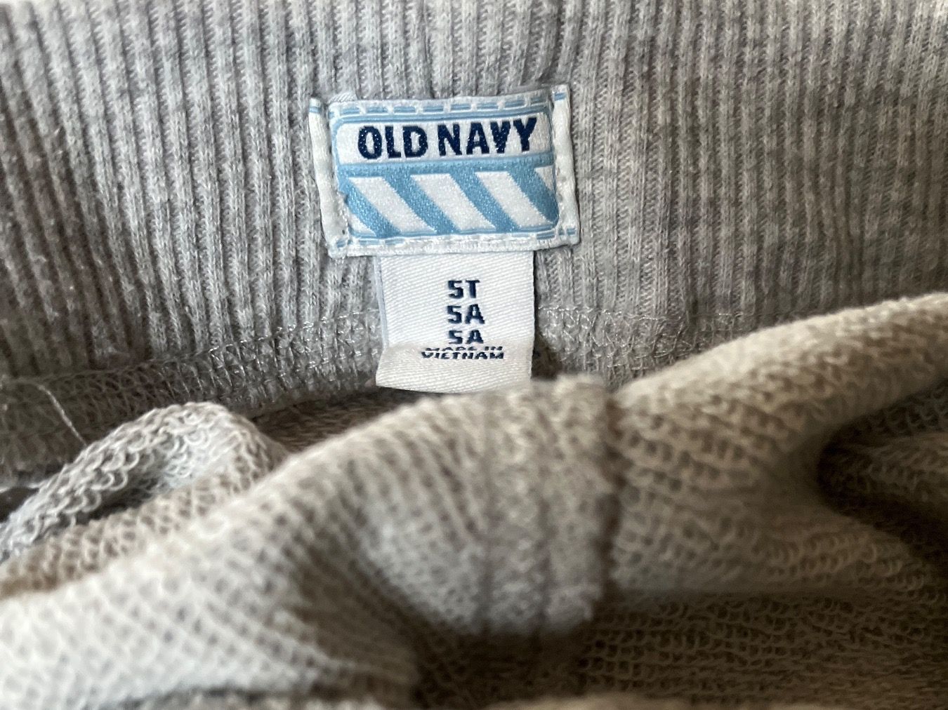 Pantaloni: Old Navy Shorts Gr.110-116 – Usato da Oberdorf SO venduto da sa-na 3