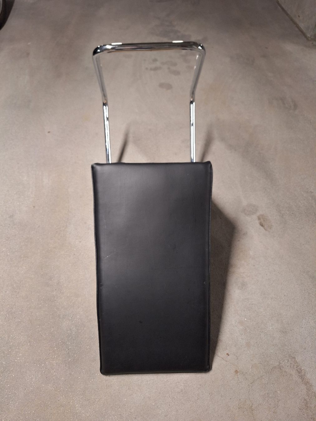 Stühle: Leder Stühle, schwarz – Gebraucht aus Glattbrugg von Rene1766 2