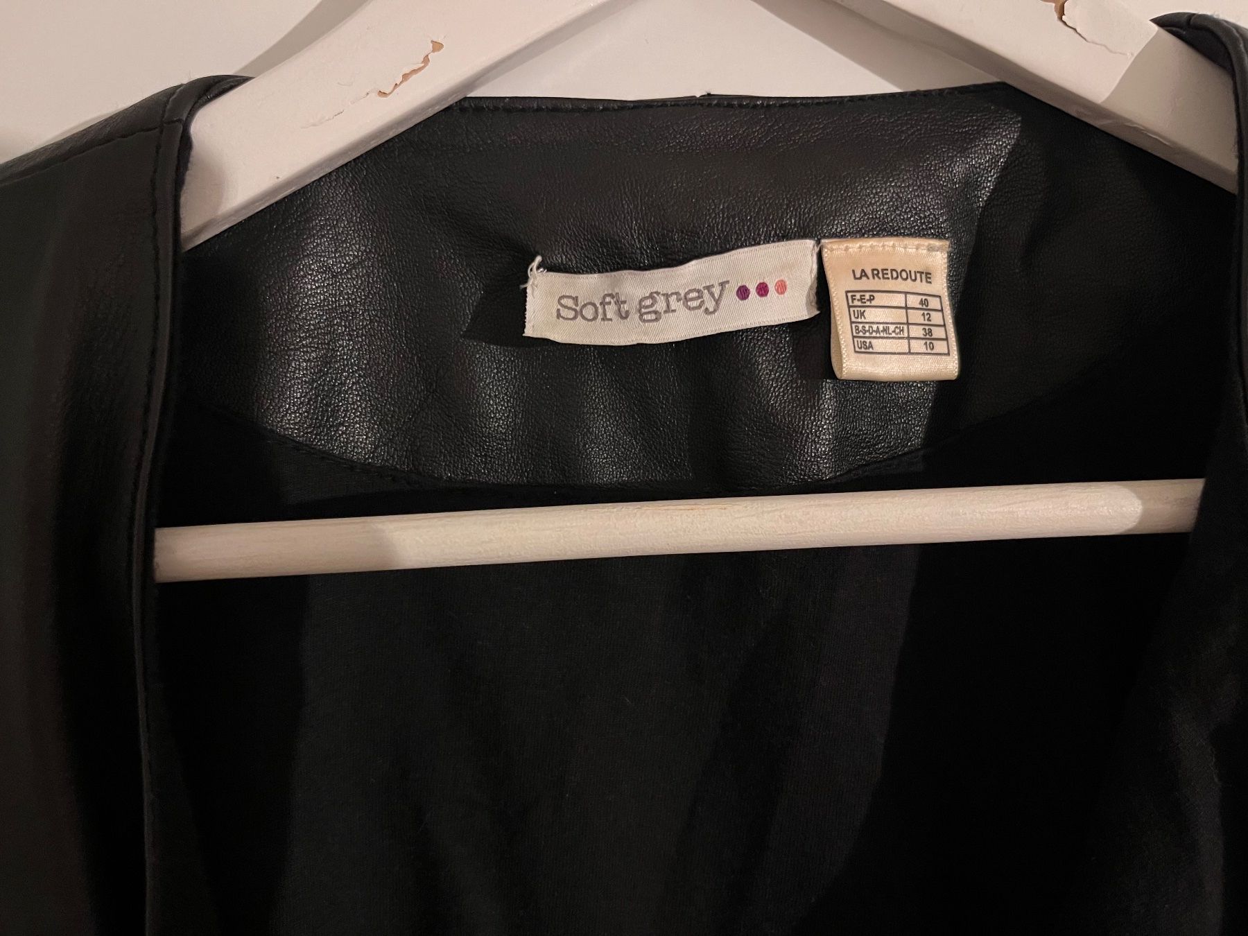 La Redoute Jacken: Soft Grey Lederjacke, schwarz, Grösse 38, Lammleder, neuw. – Gebraucht aus Küttigkofen von laeh 3