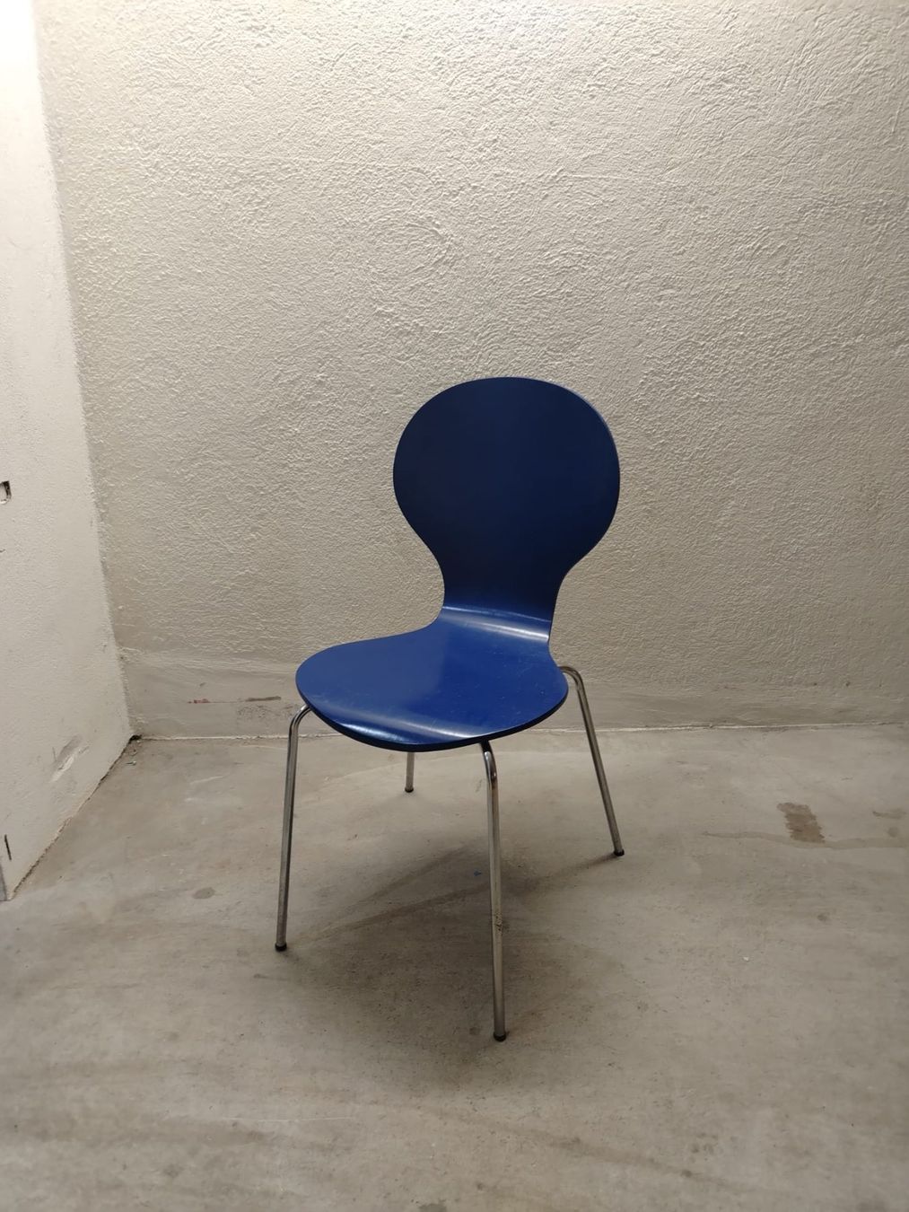 Sedie: Stuhl Blau – Usato da Sissach venduto da ruminative