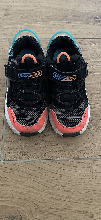 Schuhe für Jungen: Skechers – Gebraucht aus Basel von Frani010