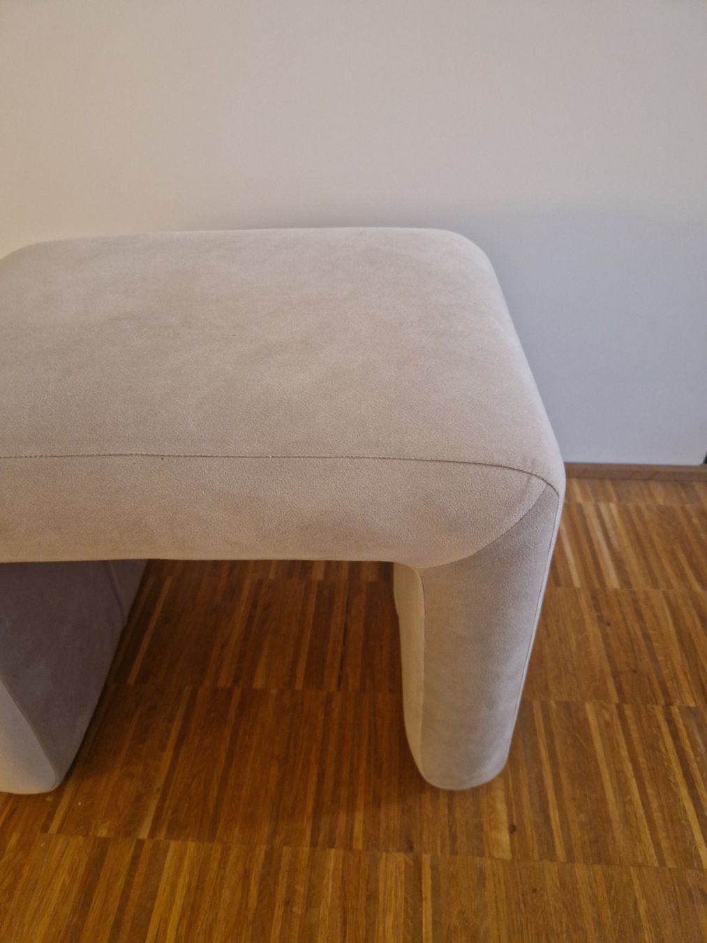 Hocker: Hocker – Gebraucht aus Zürich von 37g 2