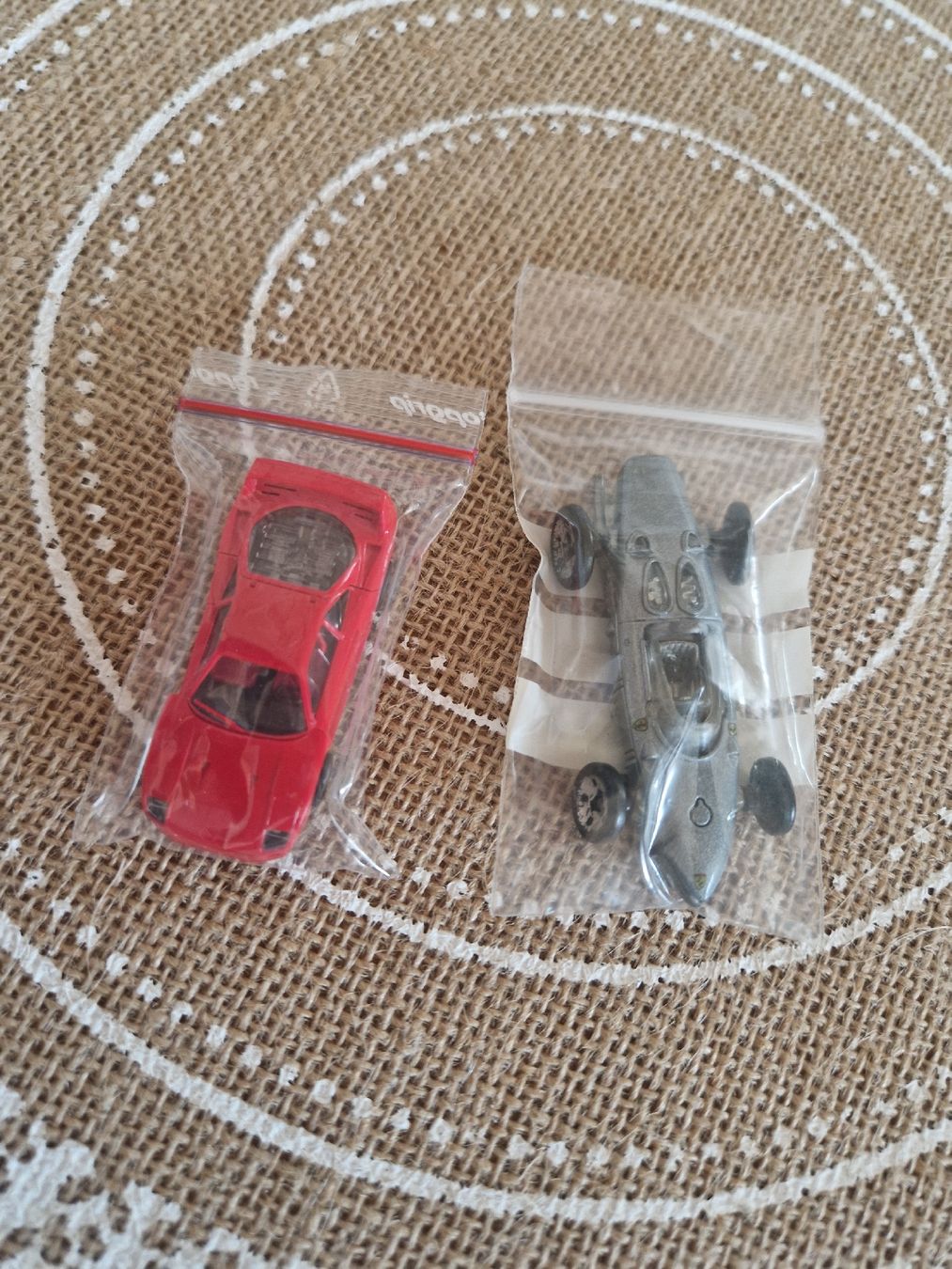 Ferrari Modellini d'auto: 2 kleine Ferrari – Usato da Meggen venduto da GoncallvesTiago21 7