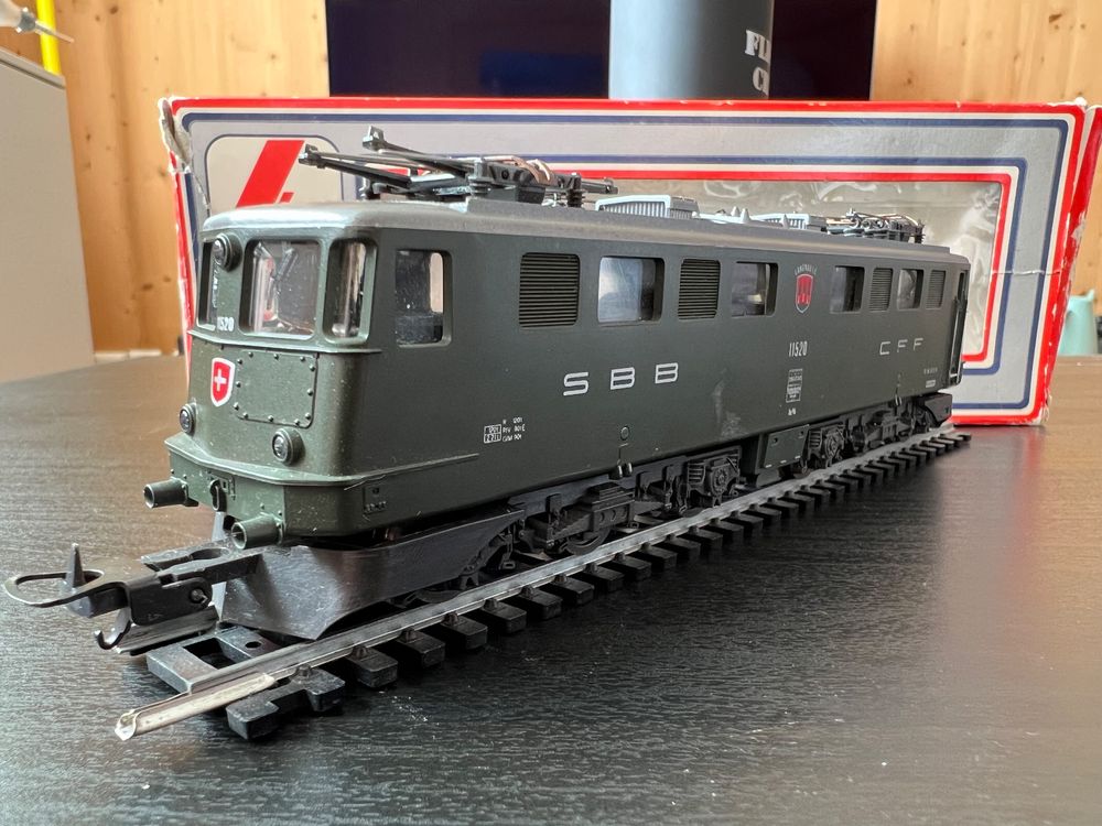 Locomotive électrique Lima Re6/6 SBB FFS 11637 - Époque IV, HO, Rouge