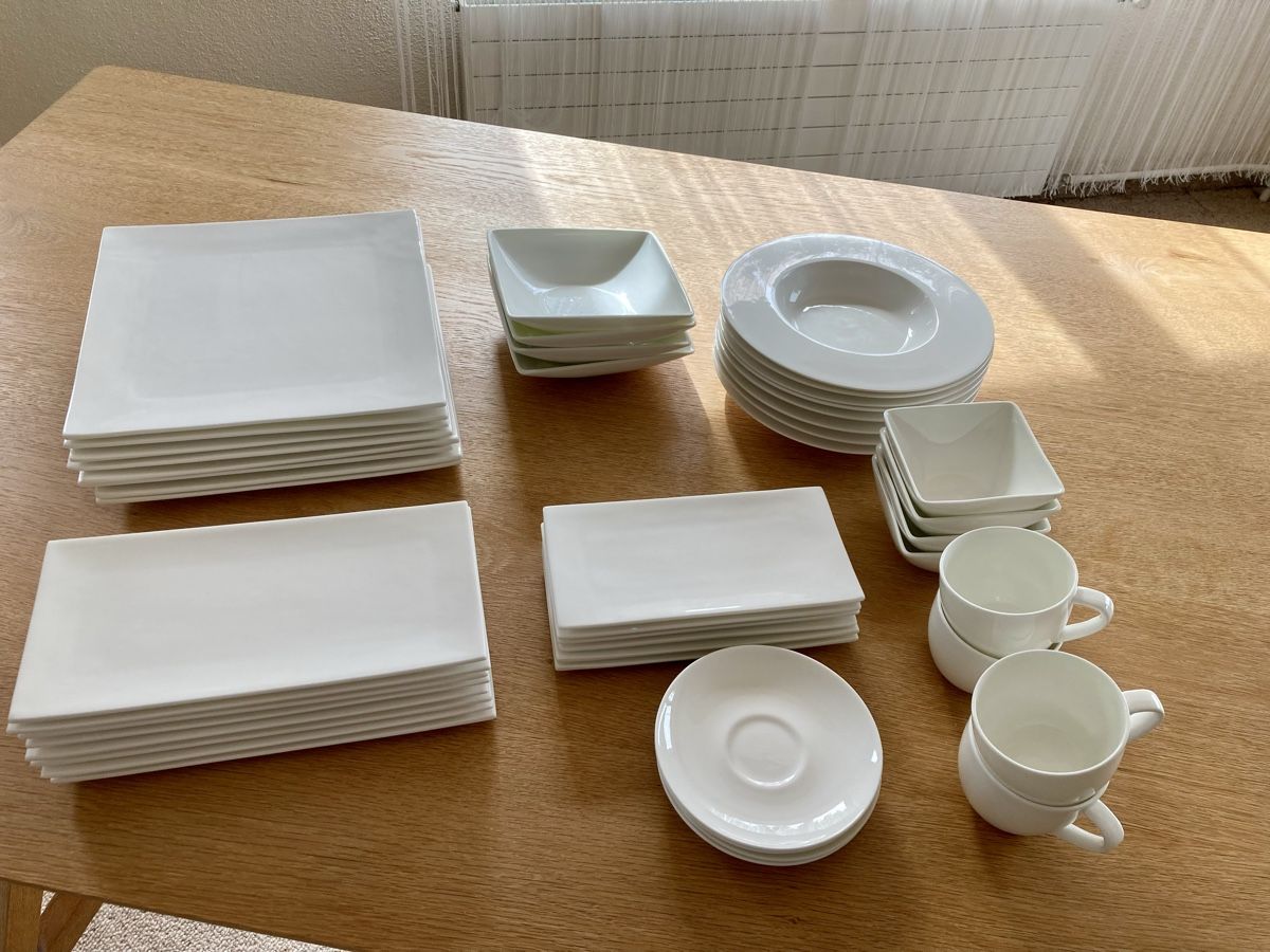 Manor Set di piatti: Geschirrset 48teilig in eleganter Eckform - weiss – Usato da Niederuzwil venduto da Princess5 2