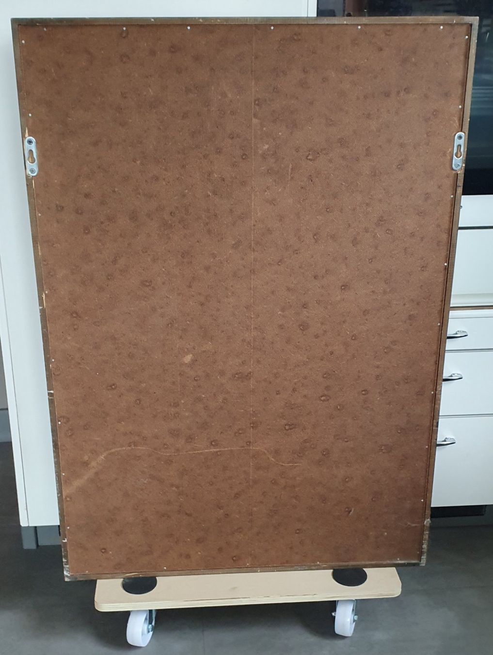 Vetrine: Holzvitrine mit Glastablaren, abschliessbar – Usato da Killwangen venduto da versus77 3