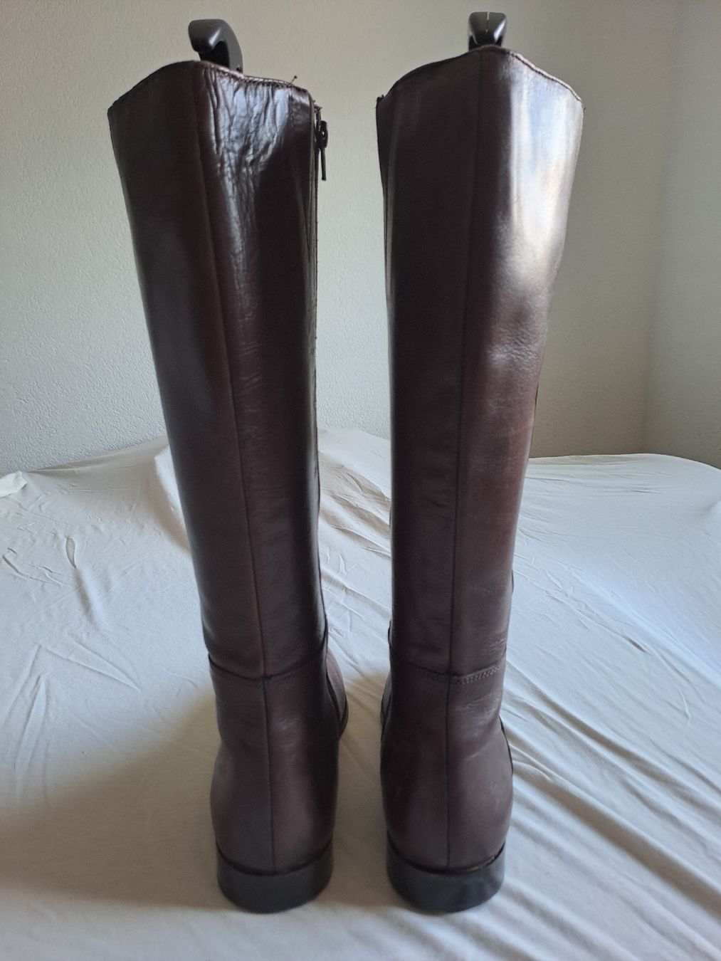 Lazamani Scarpe da donna: Bottes en cuir véritable, marron taille 42 – Usato da Gryon venduto da rod_9kpn 2