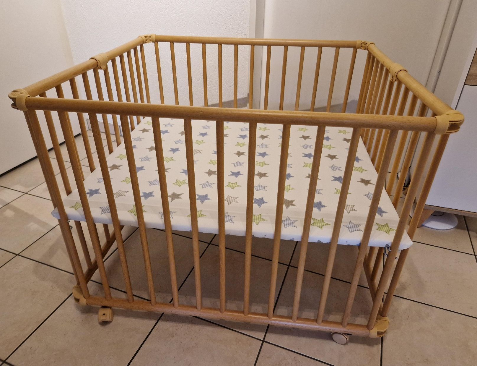 Geuther Box & Barriere di sicurezza: Laufgitter Geuther Lucilee plus – Usato da Maur venduto da burh