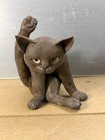 Katzenfigur – handsigniert (1991)
