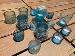 15 teelichter serie in türkis-glas