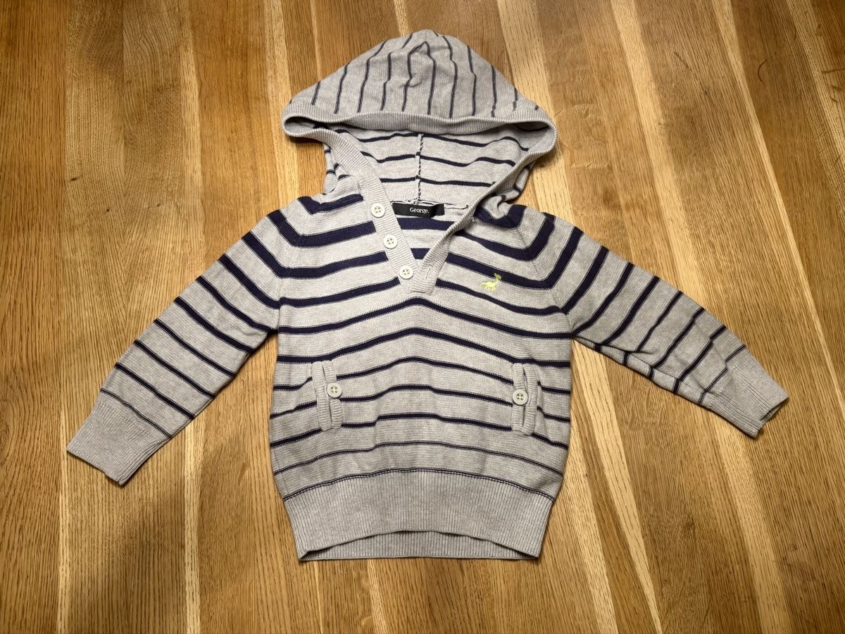 Next Lotti & Set di vestiti: 6 Boys' Sweaters – Usato da Bülach venduto da dan_7scp 2