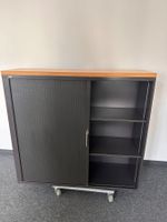 Rollladenschrank mit Holzdeckplatte