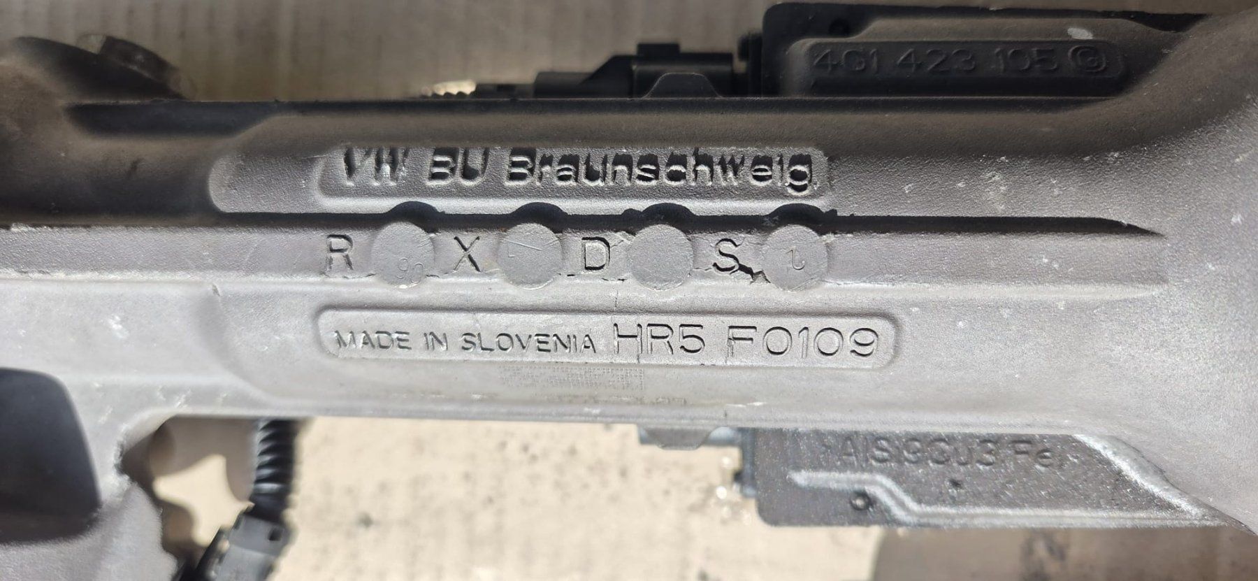 Porsche Tutti pezzi di ricambio auto: Porsche Macan 95B Lenkgetriebe elektrisch – Usato da Vitznau venduto da mis_x7w7 2