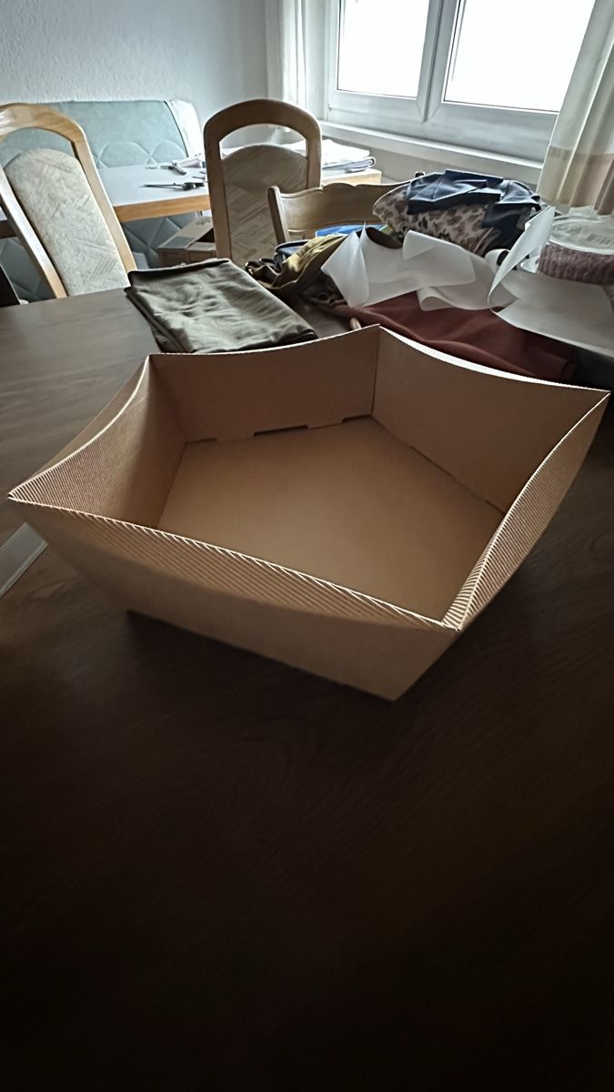 Sonstiges für Haushalt & Wohnen: 12x Geschenkskörbe aus Karton - neu! – Neu und originalverpackt aus Mörschwil von sam_man 1