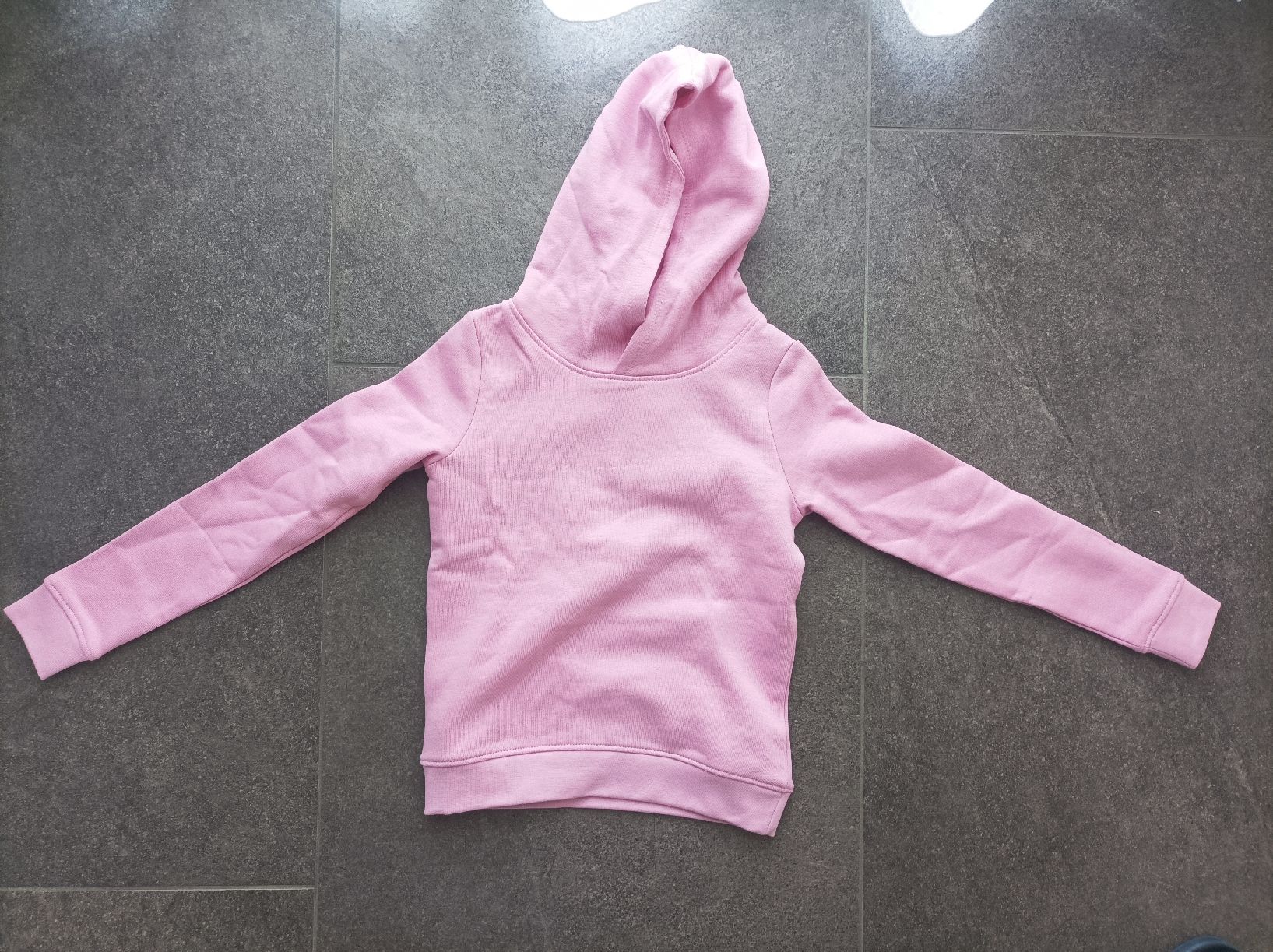 Pulls et sweat-shirts: Mädchen Kapuzenpullover rosa (Grösse 116) – Neuf avec emballage d'origine à Aeschi (SO) par clementinli