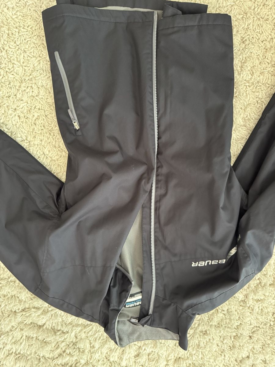 Bauer Giacche: Bauer Sportjacke Grösse M – Usato da Galgenen venduto da Sotili 1