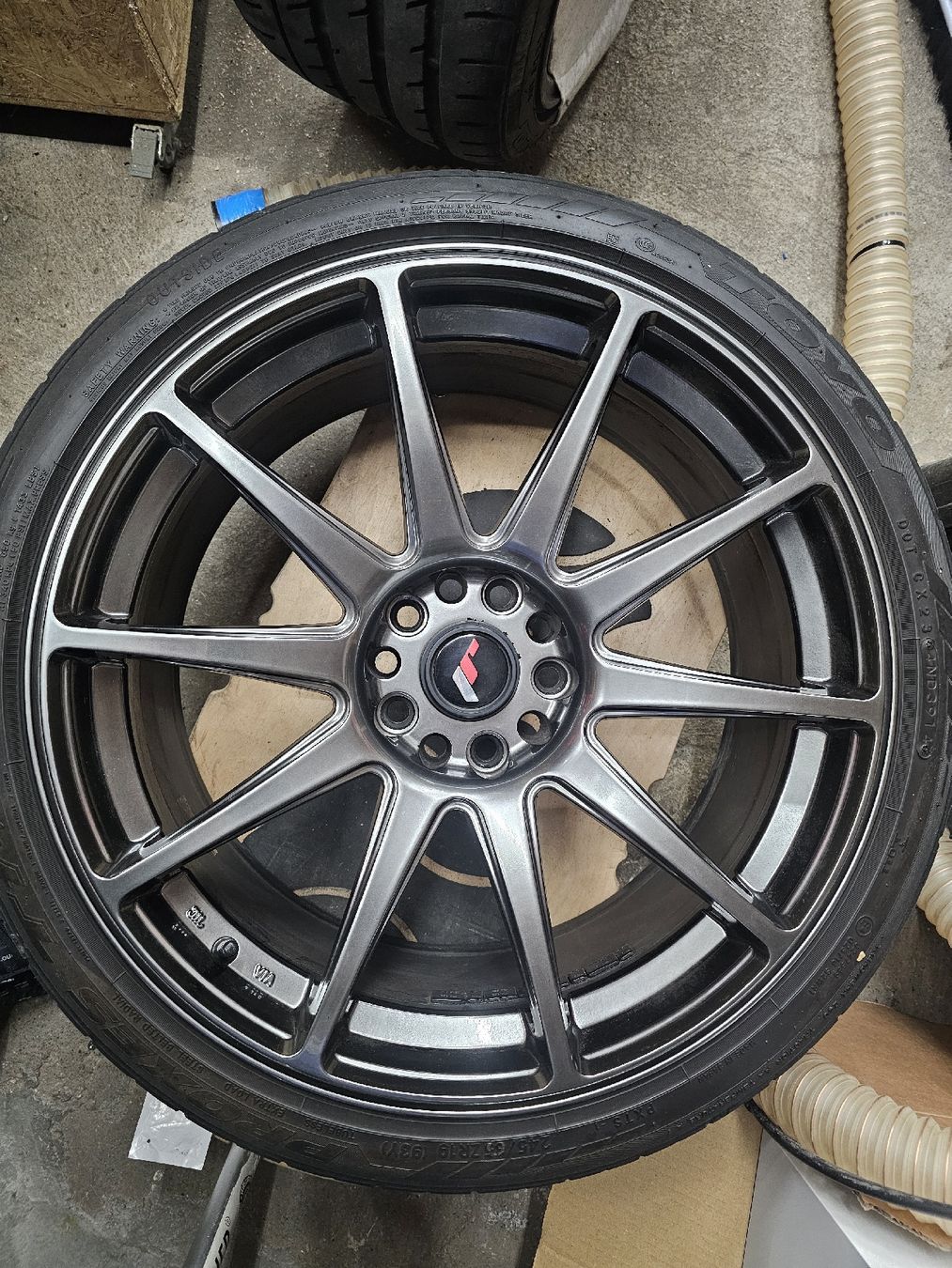 Pneumatici & Ruote complete: JR Racing JR 11 – Usato da Horw venduto da 6GJ 4