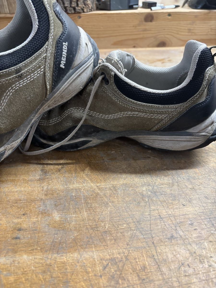 Meindl Herrenschuhe: Meindl Wanderschuhe passend Grösse 43 – Gebraucht aus Bern von gwilla 3