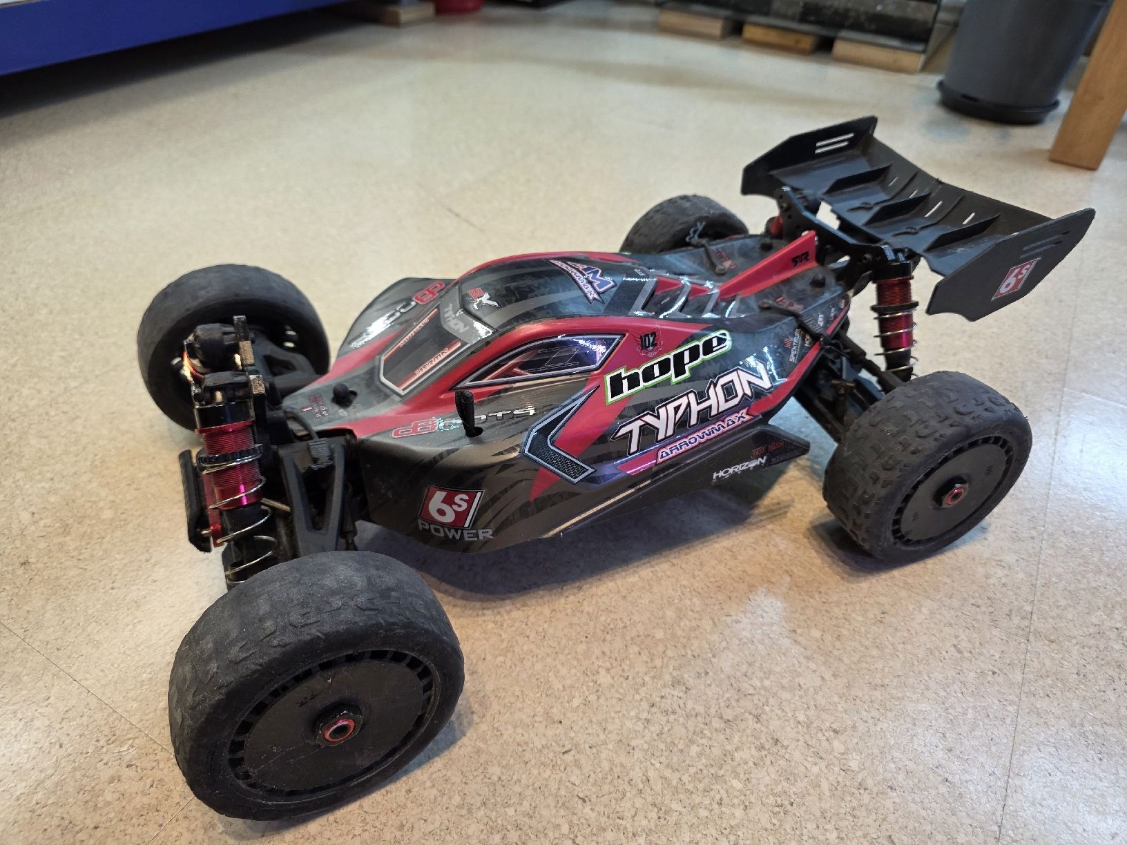 Arrma Modellismo RC: Arrma Typhon 6s – Usato da Cham venduto da dow_9ssc