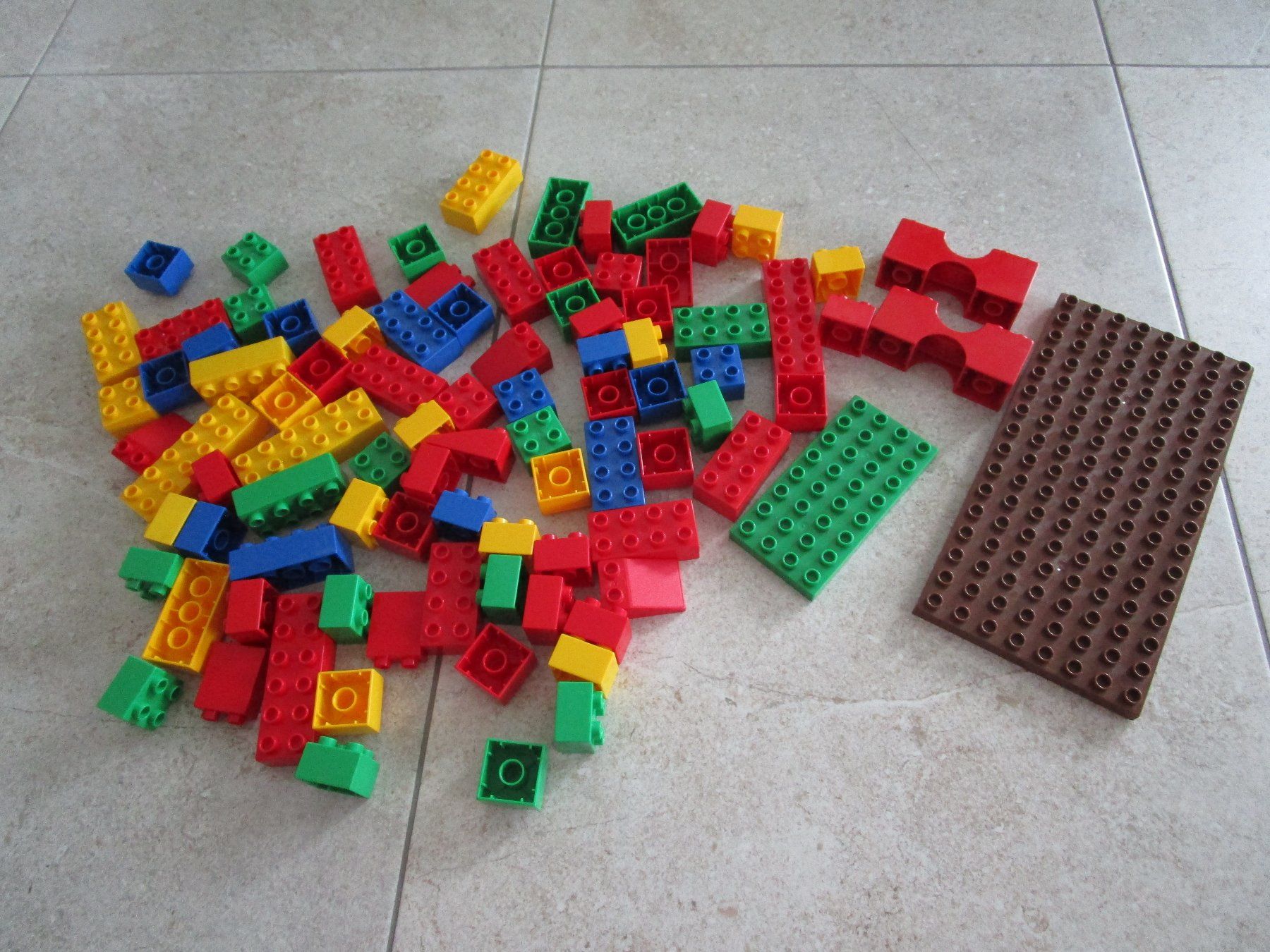 Lego Kit di costruzioni: Duplo Lego Lot Nr. 3 – Usato da Grenchen venduto da Bass25