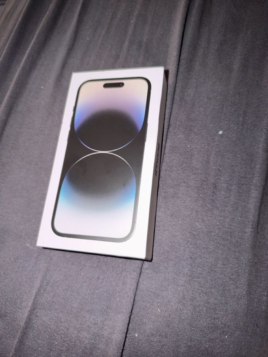 Apple Handys / Smartphones: Iphone 14 pro 128 GB mit hülle – Gebraucht aus Chur von Fetsil 1