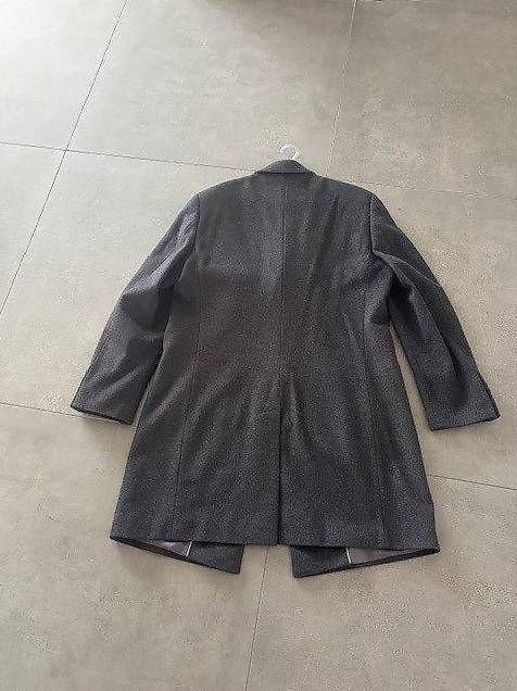 Cappotti: Hugo Boss Herrenmantel – Usato da Lyss venduto da Sakeu 2