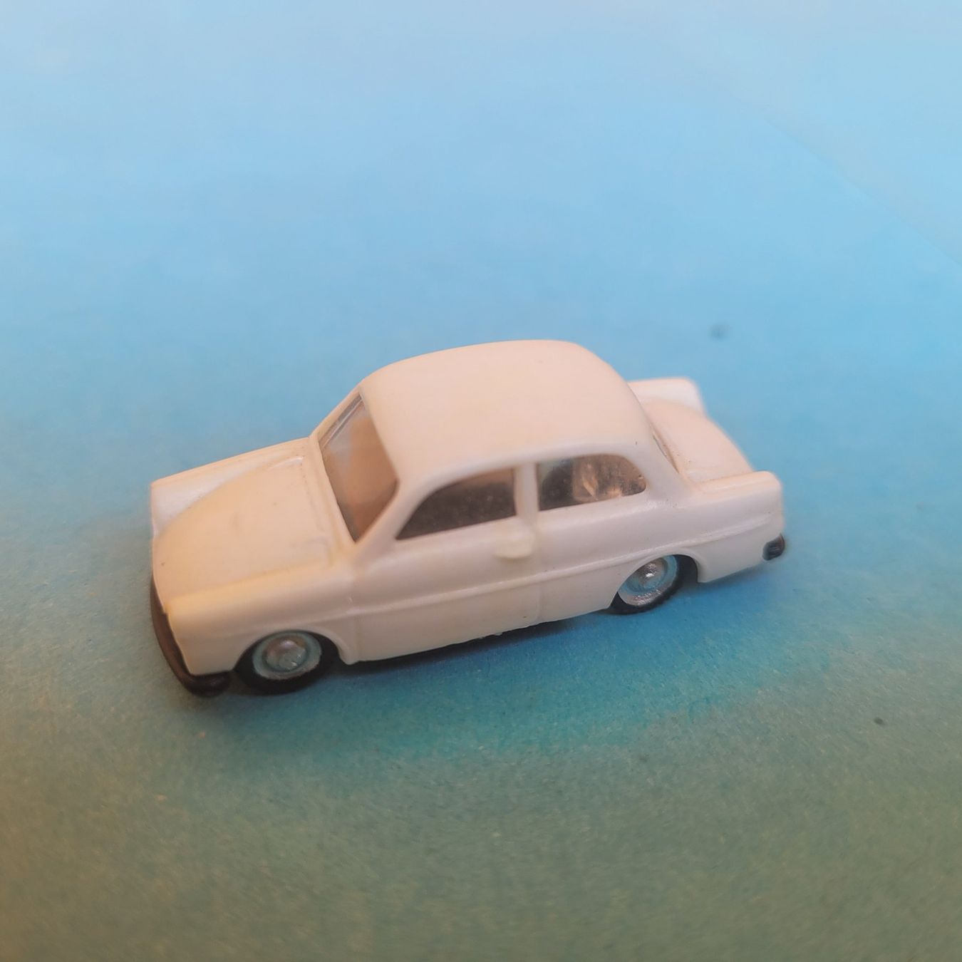 Daf Modellini d'auto: Daf 33 Daffodil Eko 1:87 – Usato da Domdidier venduto da Bimbo57