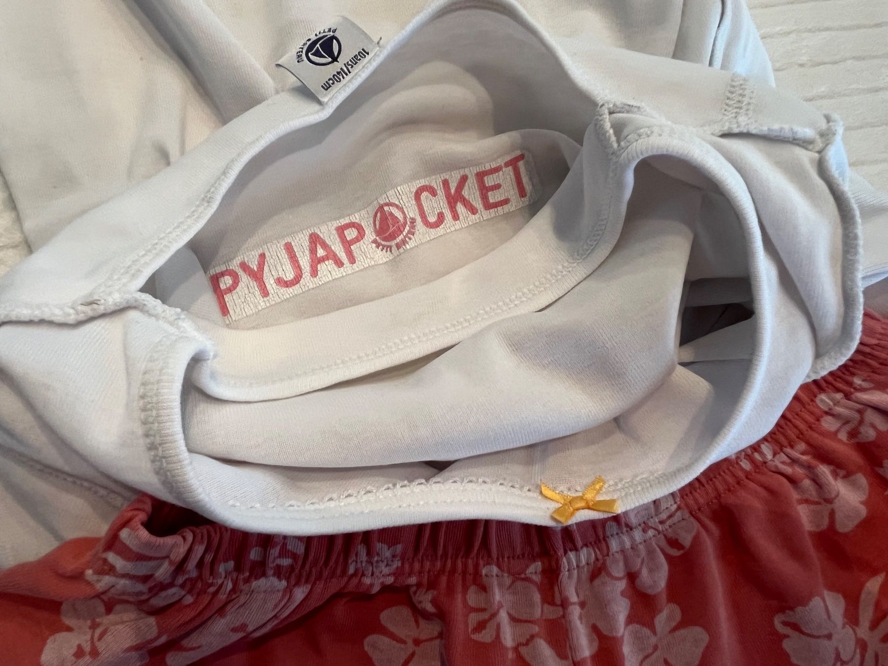 Petit Bateau Pigiama & Simili: Petit Bateau Pyjama Pyjapocket kurz 10J/140cm – Usato da Zürich venduto da asocaciu 2