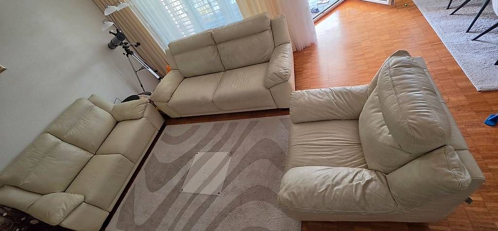 Pfister Sofas: Leder-Sitzgarnitur – D'occasion à Kloten par rad_yx6x