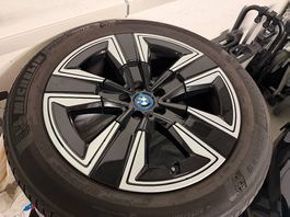 Original BMW iX3 (G08) Winterkompletträder 19" Styling 842