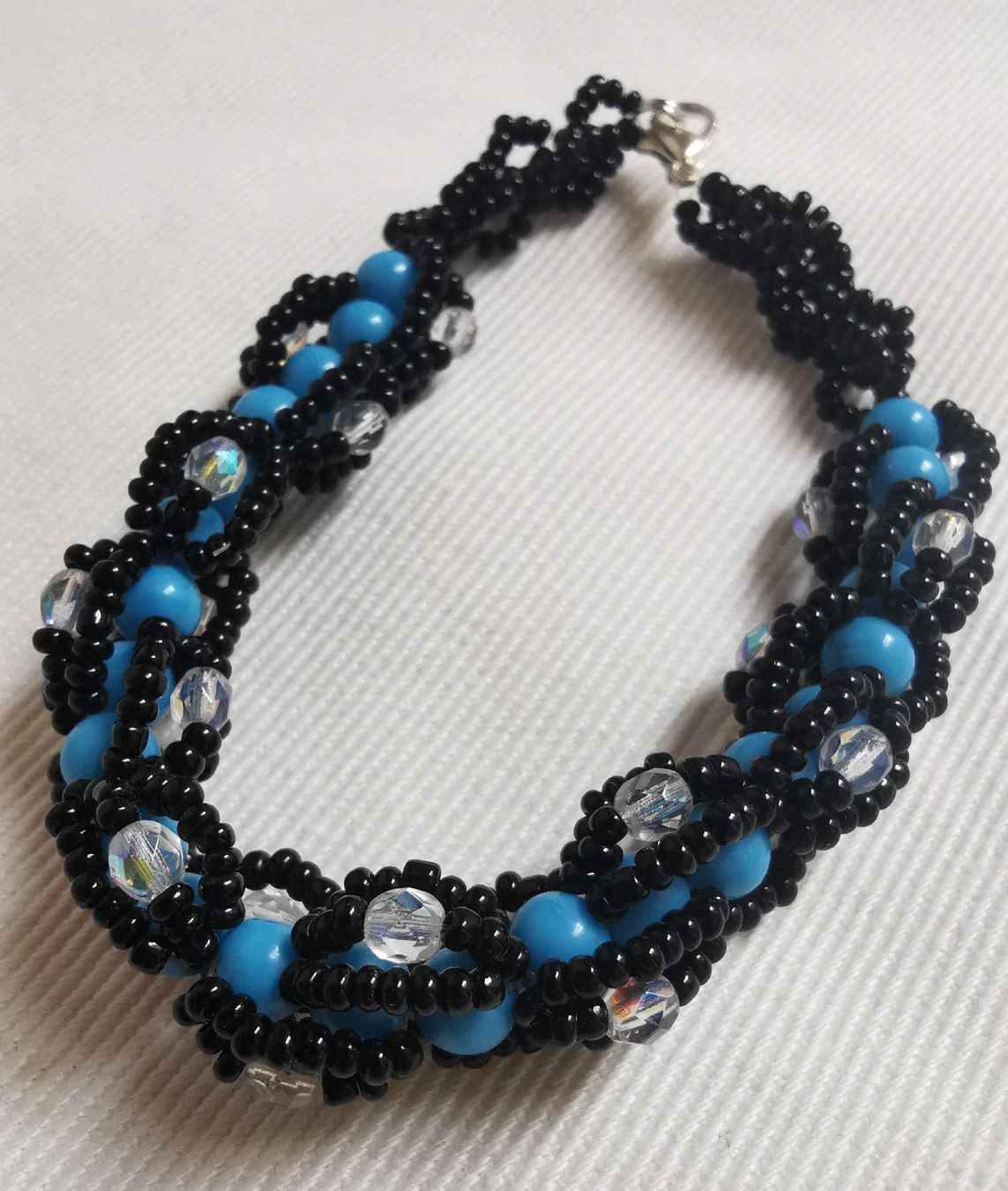Bracciali & Braccialetti: Handgemachte Armkette, schwarz-türkis – Nuovo (secondo la descrizione) da Obergerlafingen venduto da Sigus 1