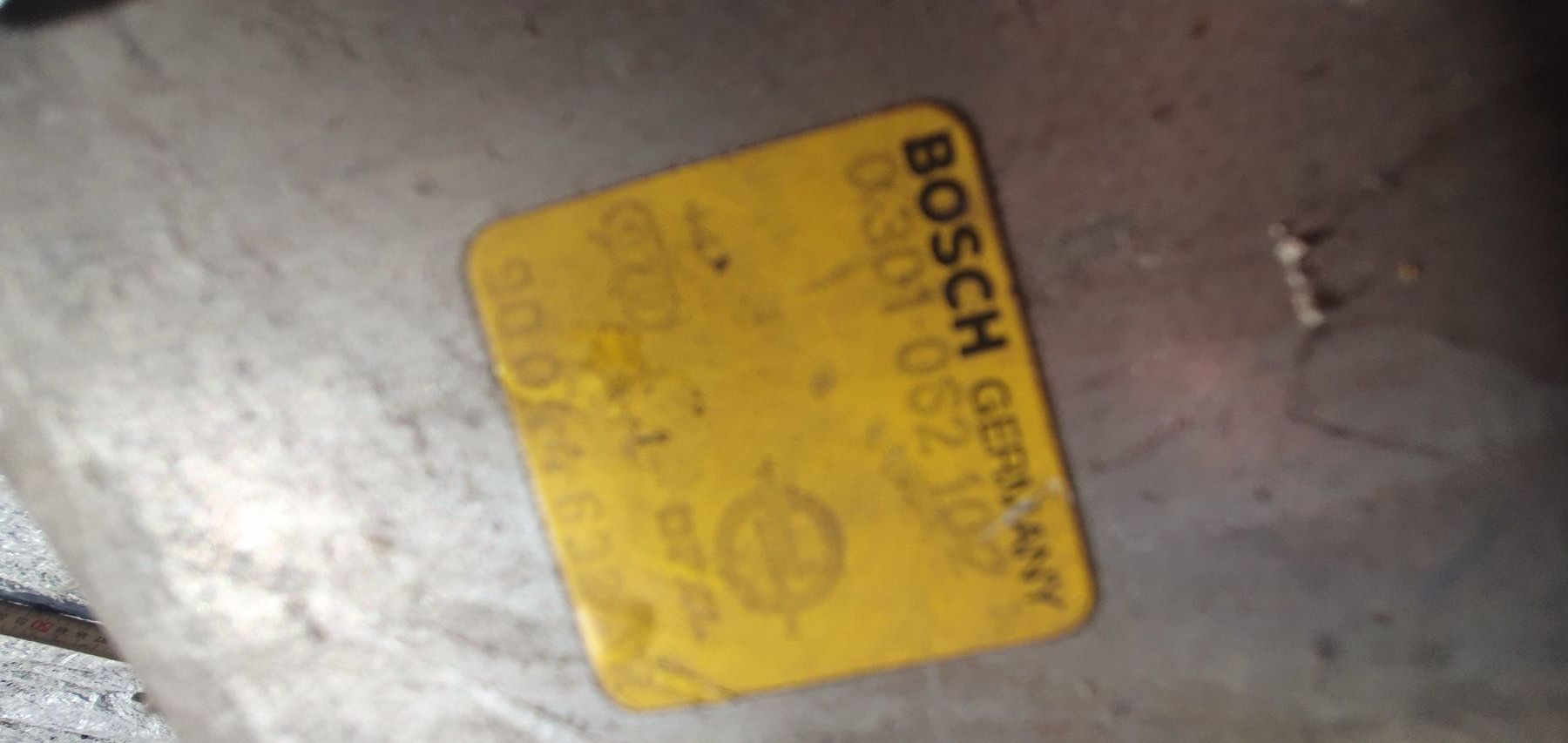 Bosch Fari: 0301062102 Frontscheinwerfer BOSCH REKORD E RECHTS – Usato da Langnau i. E. venduto da Superseven69 1