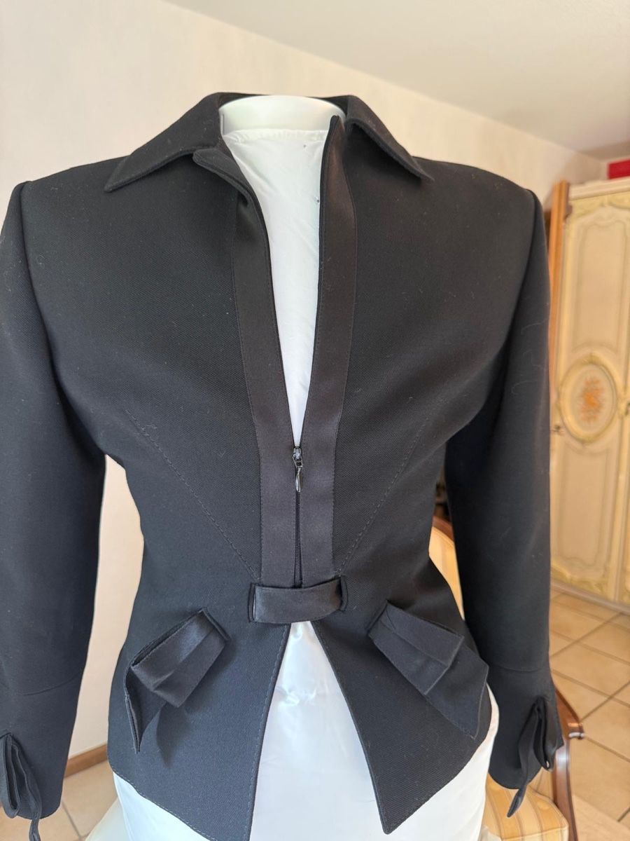 Valentino Jacken: Valentino Jacke, schwarz, Gr. 48. Neue – Neu (gemäss Beschreibung) aus Wangen ZH von tel_gxb5