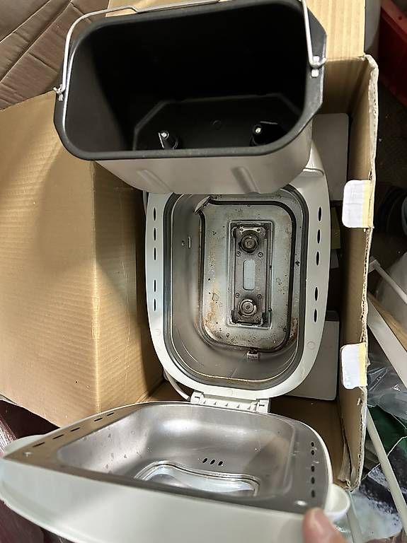 Appareils de cuisine: Machine à pain – D'occasion à Fontaines-Grandson par cle_yw29 2
