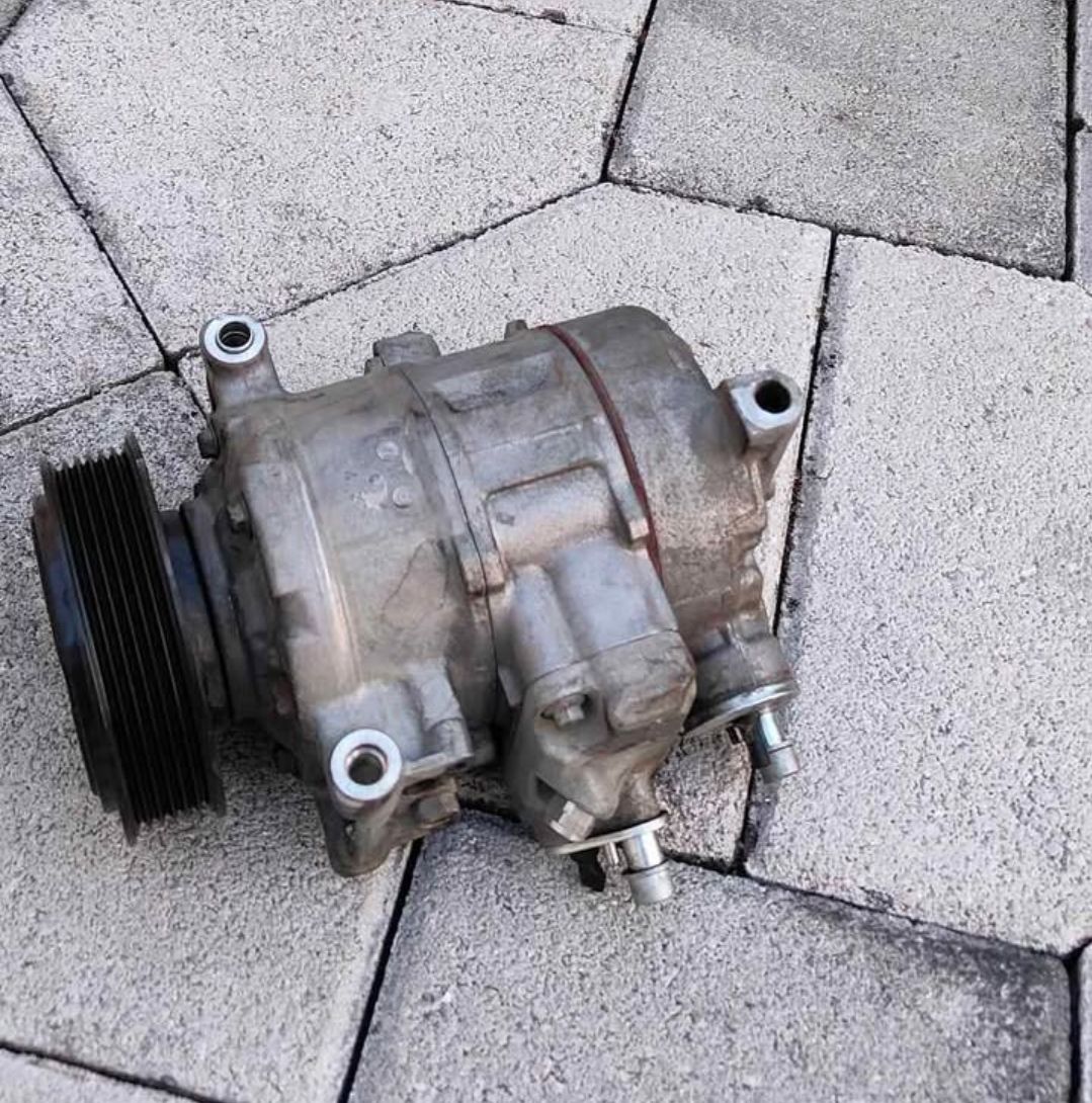 VW Toutes les pièces auto: VW KlimaKompressor Original – D'occasion à Untersiggenthal par E_ngjulli 2