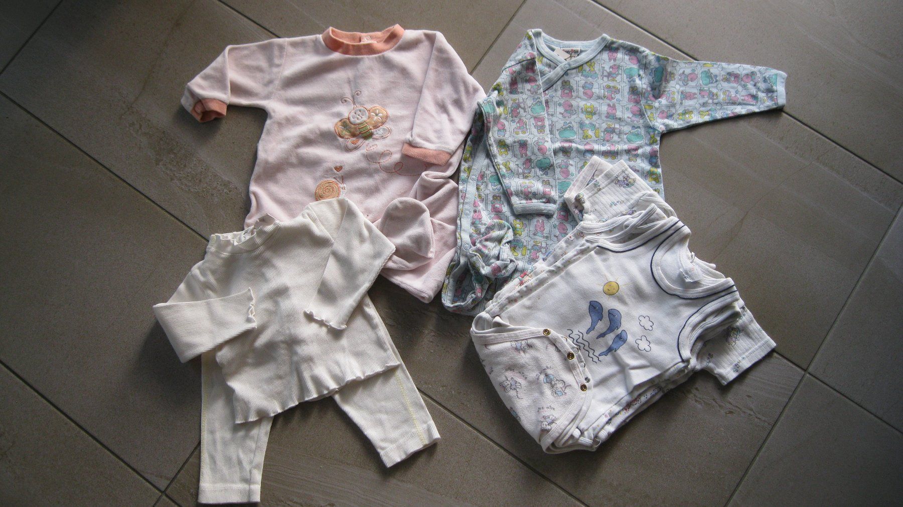 Lotti & Set di vestiti: lot 8 pièces taille 74 – Usato da vouvry venduto da -tivoli-