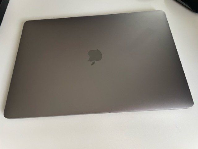 Apple Notebooks: MacBook Pro 2016 – Defekt aus Gümligen von adomas-romas 2