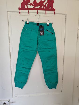 Hose Villervalla Gr 122 NEU 