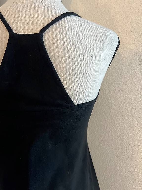 Vestiti: Schwarzes Kleid Grösse S – Usato da Urdorf venduto da Marybyii 4