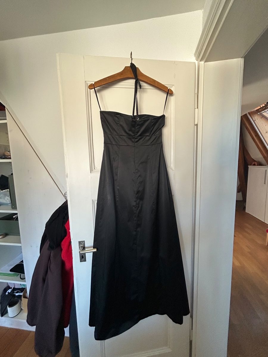 Mexx Kleider: Abendkleid – Gebraucht aus RIEHEN von mia_g9zk 1