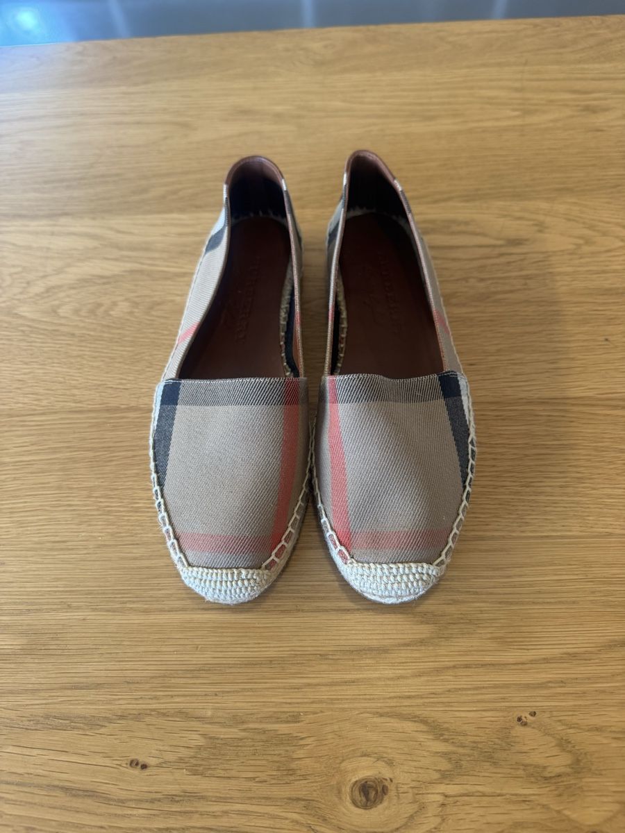 Burberry Scarpe da donna: Original BURBERRY Espadrilles – Nuovo (secondo la descrizione) da Knonau venduto da geb_zc7b 1