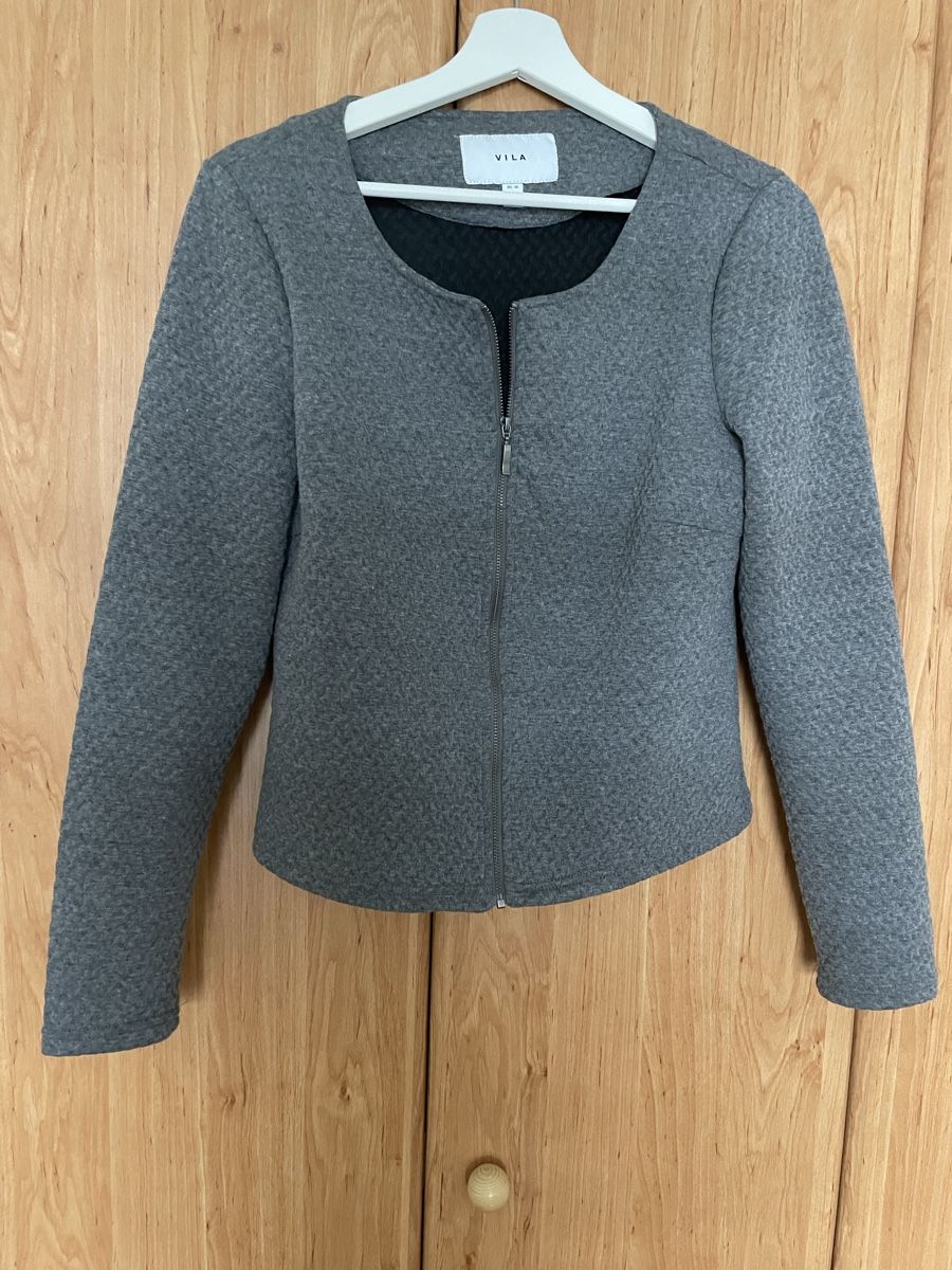 Vila Jacken: Vila jacket, size M – Gebraucht aus Möhlin von Halylea