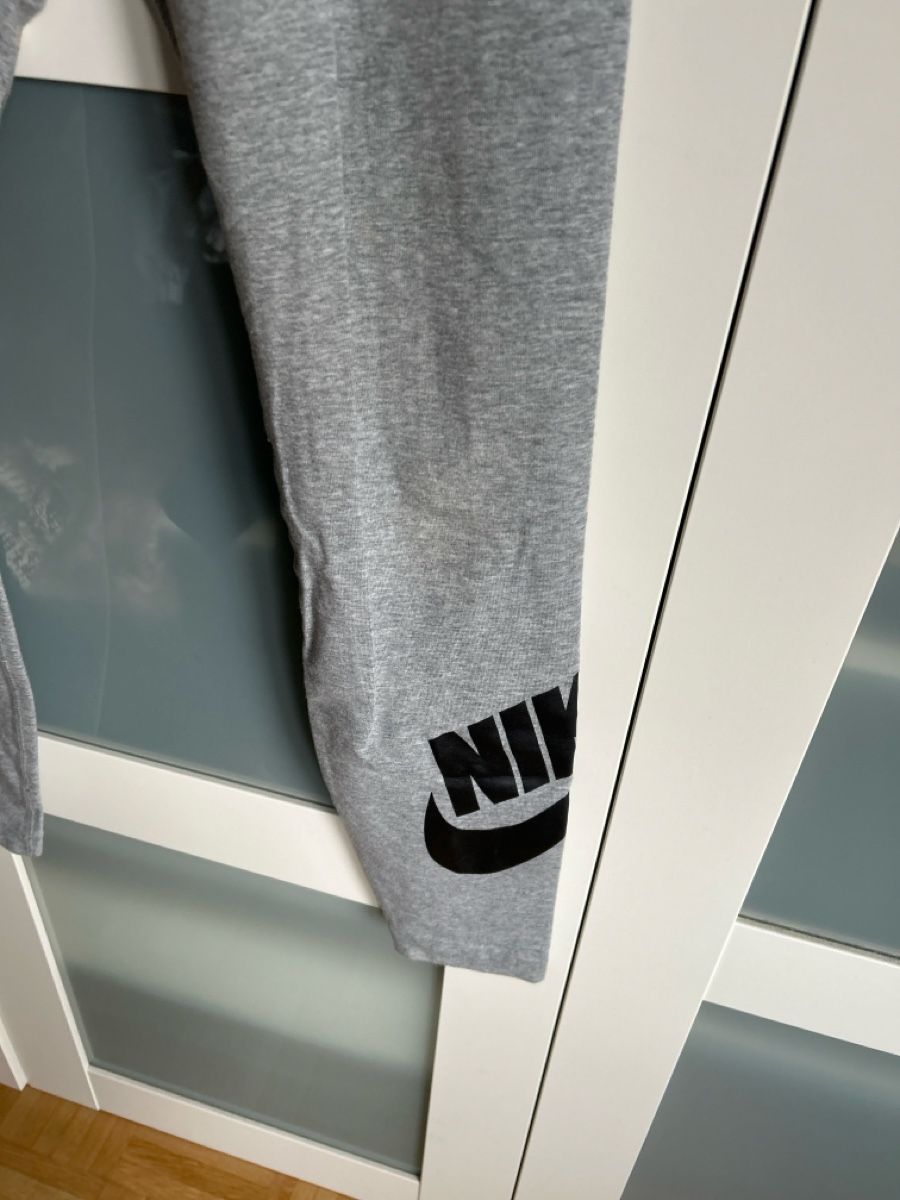 Nike Leggings: Nike Leggins S – Gebraucht aus Oberdorf BL von Luka02 1