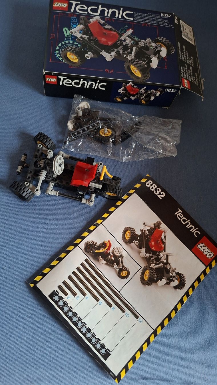 Lego Giocattoli: Lego Technic 8832 Roadster – Usato da Hittnau venduto da Agi010 1