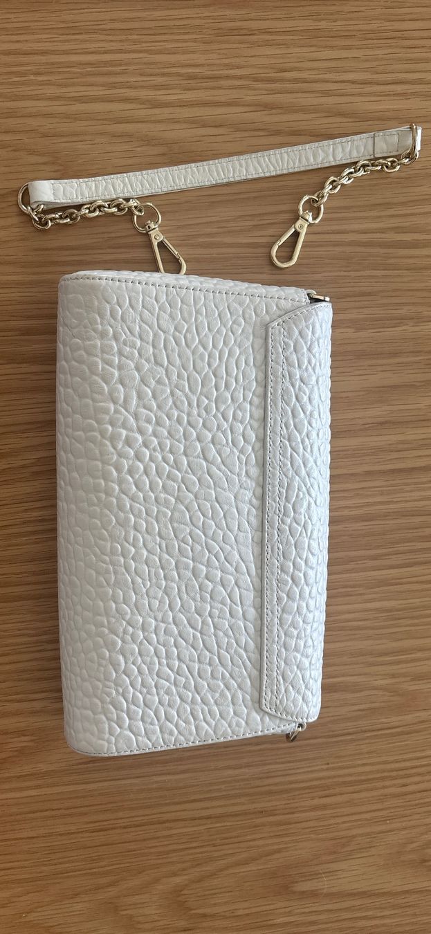 Aigner Borse da donna: Tasche Aigner Clutch weiß Leder – Usato da Zürich venduto da car_9sdb 5